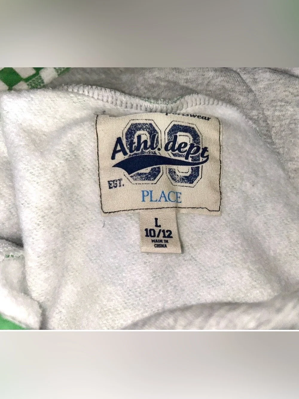 The Children’s Place Boys Large 10/12 Green & White Checkered Pullover Hoodie